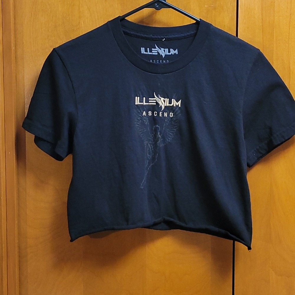 Illenium Crop top